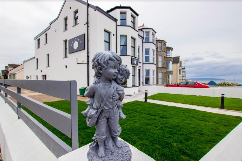 Station 36 Hotel Portstewart Kültér fotó